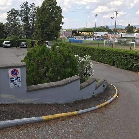 Hotel Ebe سان بييرو أ سيف المظهر الخارجي الصورة