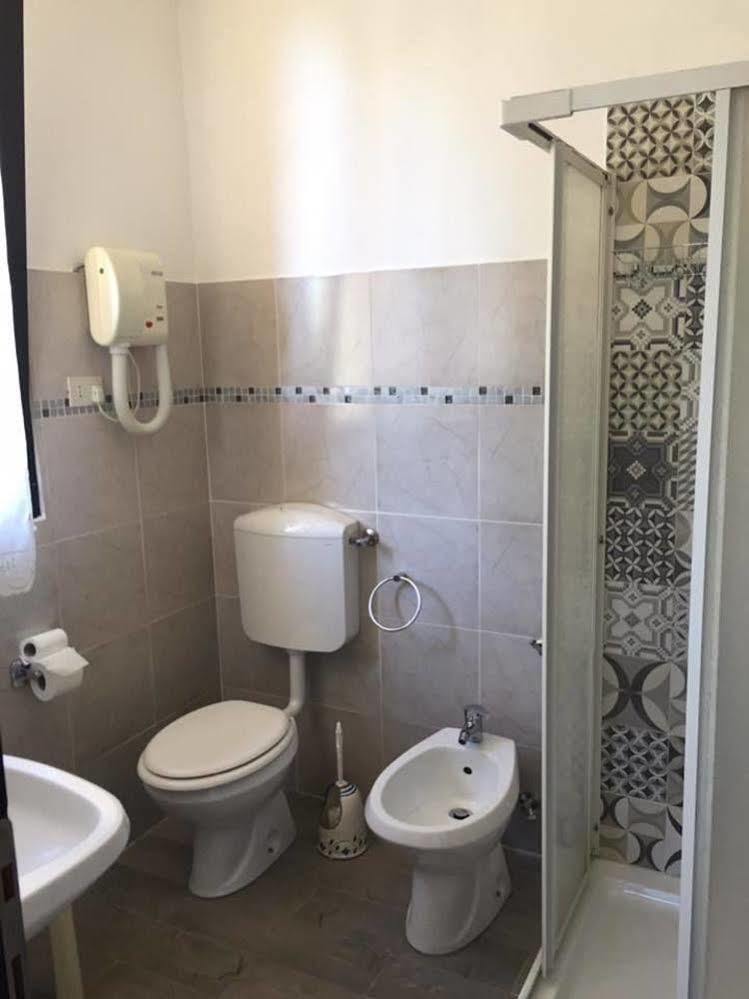 Hotel Ebe سان بييرو أ سيف المظهر الخارجي الصورة